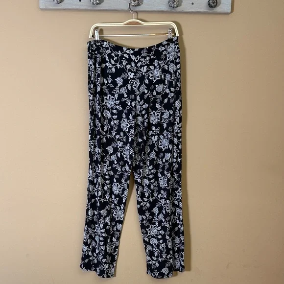 Soma Black & White Floral Pajama Set - Picture 6 of 8